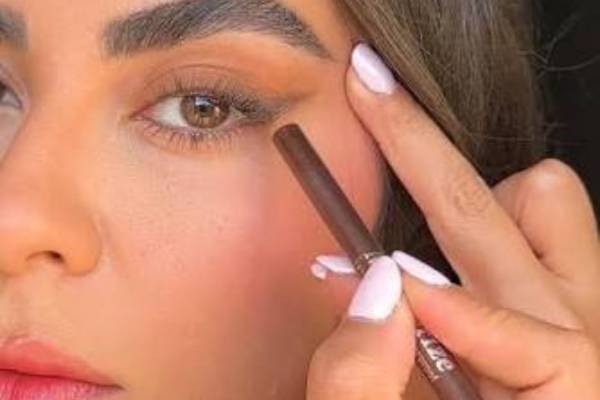آرایش چشم های پف دار